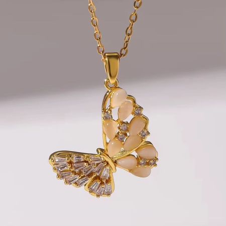 Anti Tarnish White Stone Zircon Butterfly Pendant Gold Necklace